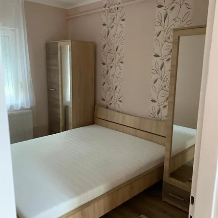 Holiday home Eoetvoes Vendeghaz